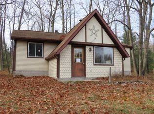 5951 Bennett Rd, Hubbard Lake, MI 49747