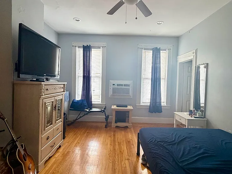 206 Hancock Ave #2 — Photo 9