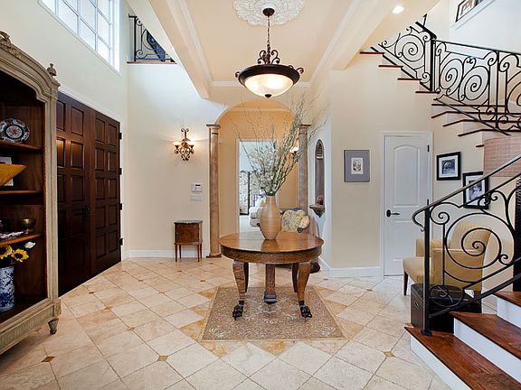 4th image of 75 Miraloma Dr