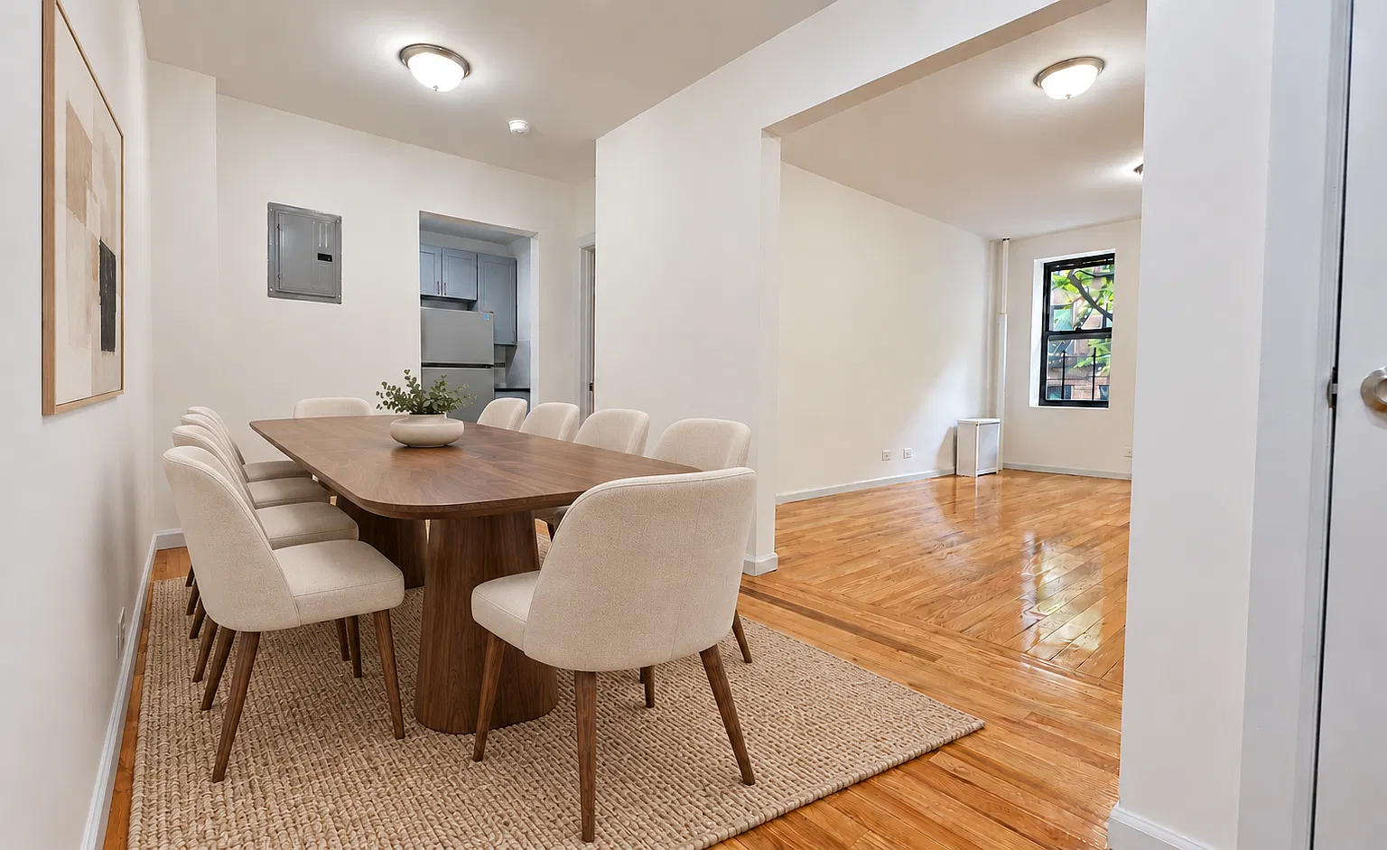 44 Bennett Avenue — Photo 4