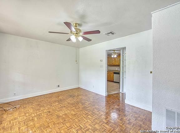 2nd image of 2219 Palomino Dr