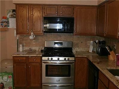 3rd image of 1000 Stevedon Ct