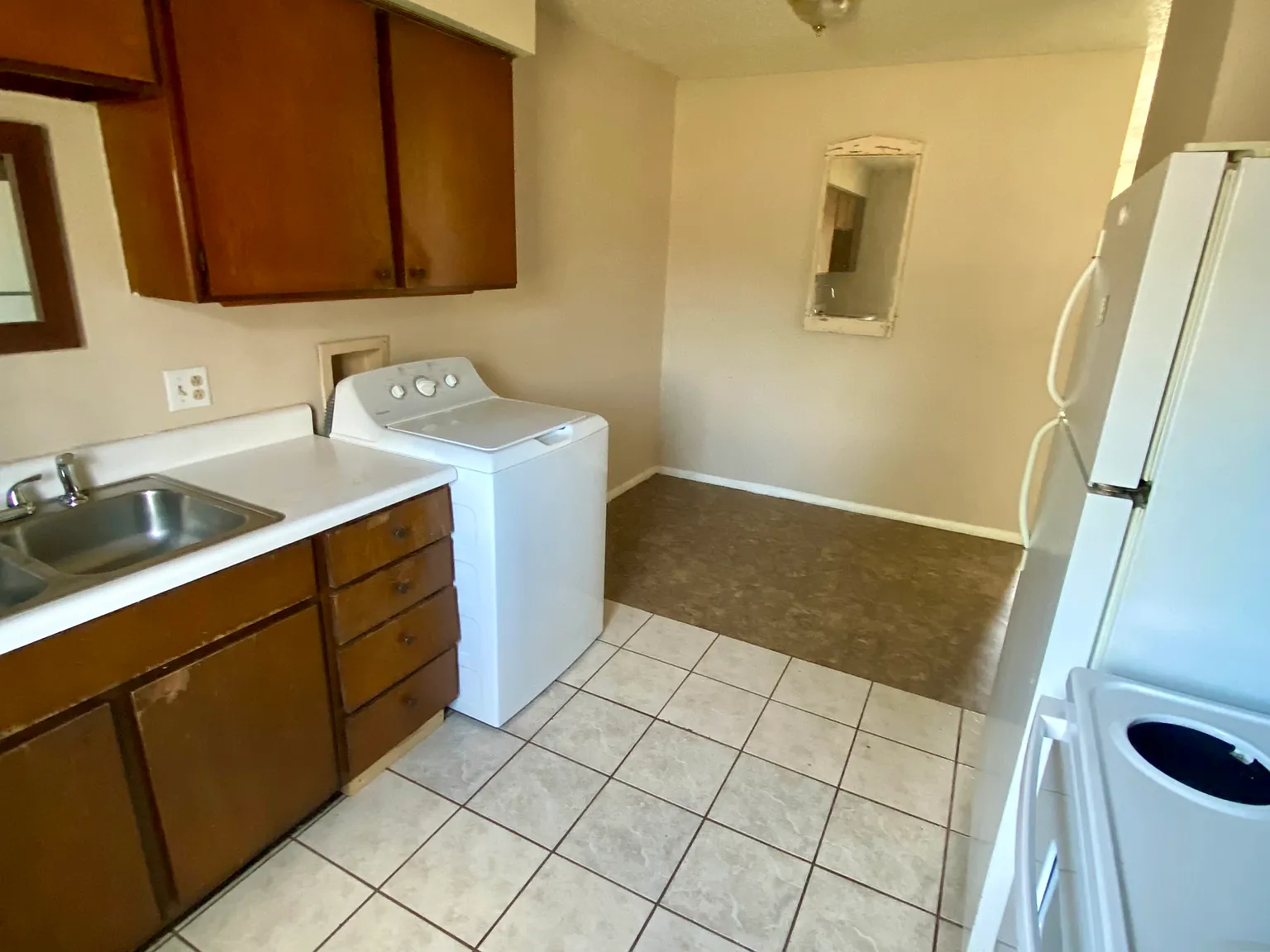 2 bed, 900 sqft, $850 — Photo 3