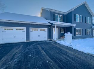 10 Violet Dr #10, Farmingdale, ME 04344