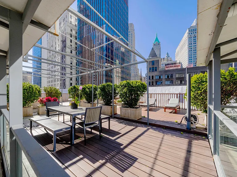 120 Greenwich St #11E — Photo 6