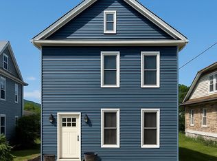 25 S Mann Ave, Yeagertown, PA 17099