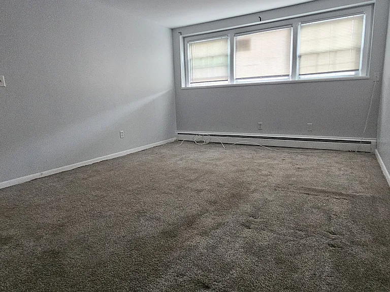 4 Highland St #2 — Photo 17