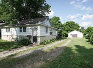 1030 Jordan Lake Ave, Lake Odessa, MI 48849