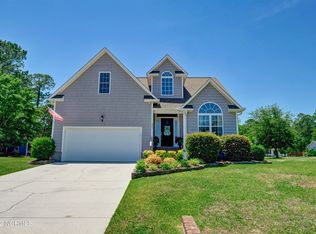 402 N Belvedere Dr, Hampstead, NC 28443