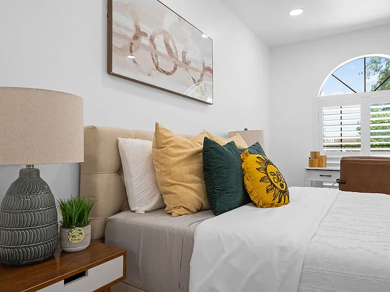 16612 Graham Pl — Photo 33