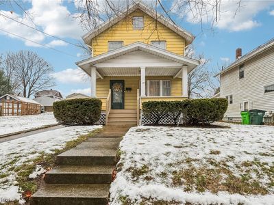 79 20th St SW, Barberton, OH, 44203