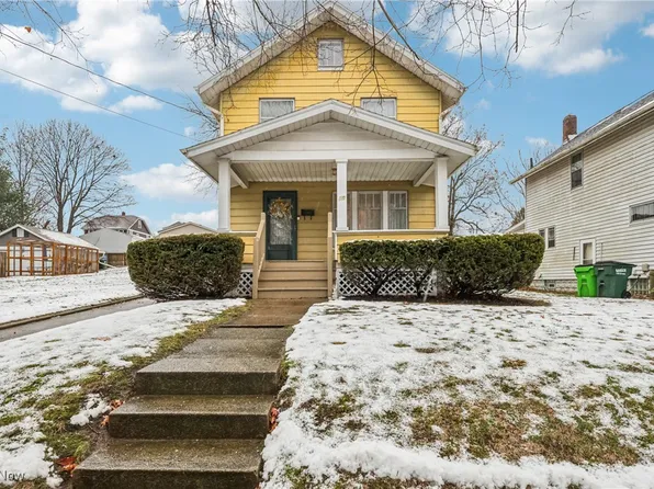 79 20th St SW, Barberton, OH 44203