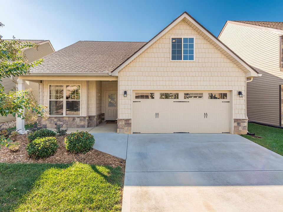 1st image of 12040 Woodhollow Ln