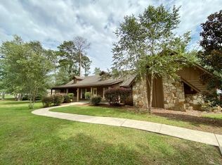 5 Eastwood Dr, Petal, MS 39465