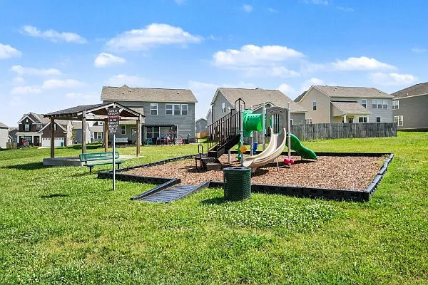 210 Casper Dr — Photo 15