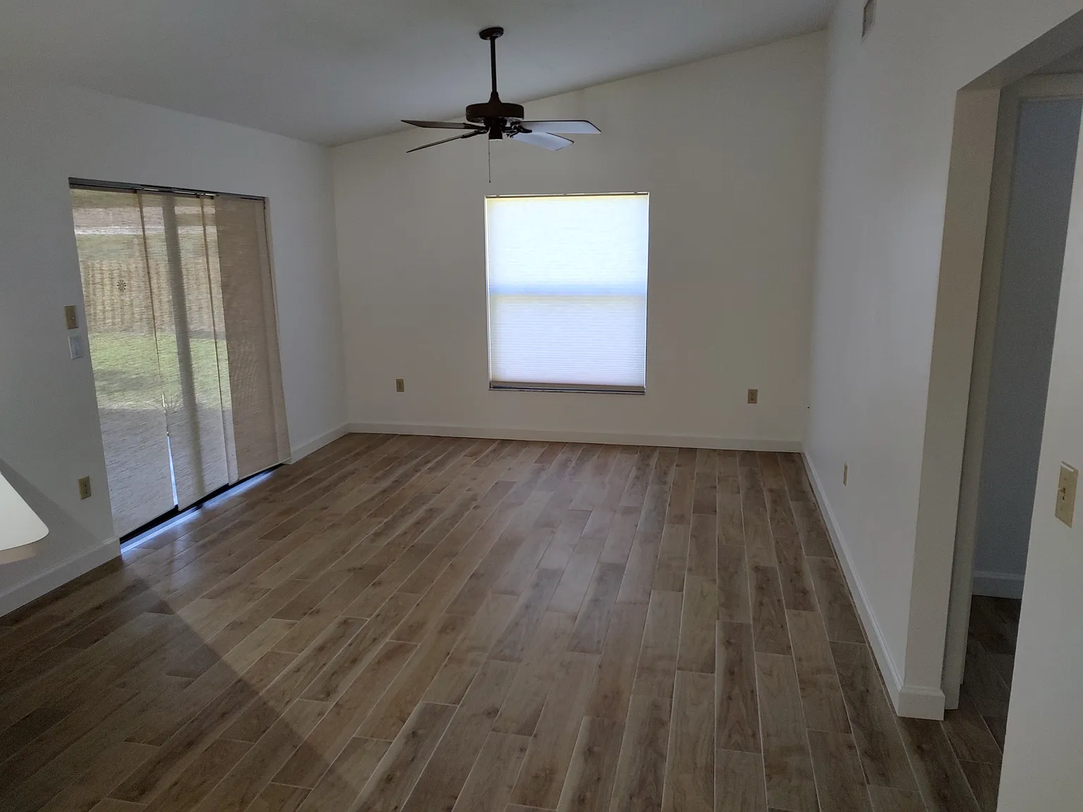 3 bed, 1560 sqft, $2,600 — Photo 4