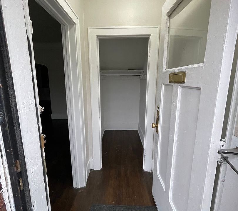 3277 Calvert St, photo 15