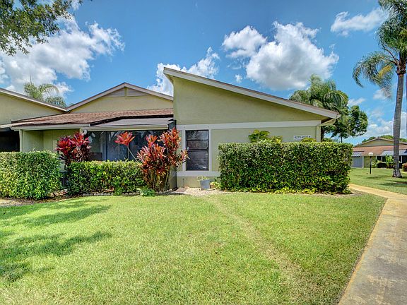 4th image of 4279 Willow Brook Circle