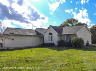 4024 S Dewitt Rd, Saint Johns, MI 48879