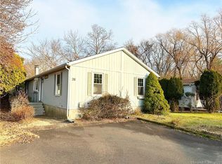 28 Crescent Park Rd, Westport, CT 06880