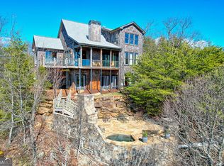 985 Hickory Nut Mountain Rd, Clarkesville, GA 30523