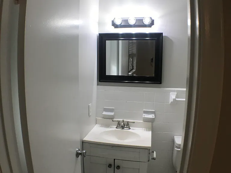 221 SE 3rd Ave #6 — Photo 13