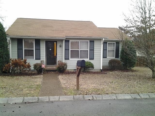 1st image of 808 Heritage Cir