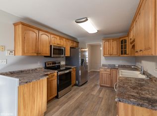 2382 Riverchase Pl, Fayetteville, NC 28306