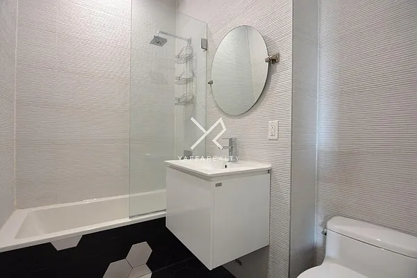 Rented by Yaffa Realty LLC | media 51