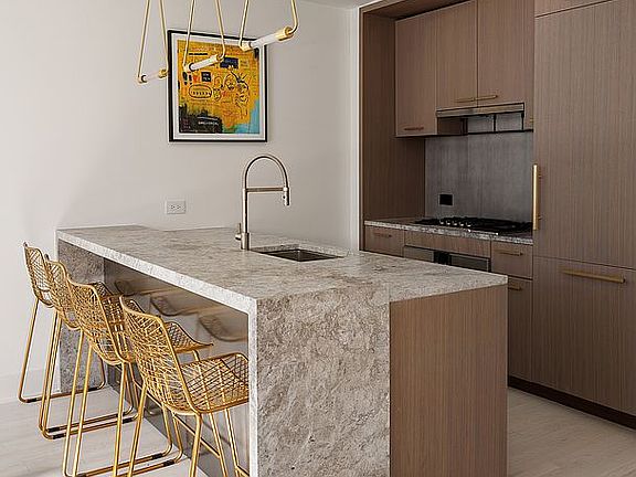 4th image of 91 Leonard St Unit 11B