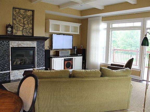 3rd image of 1500 Huntland Ct N