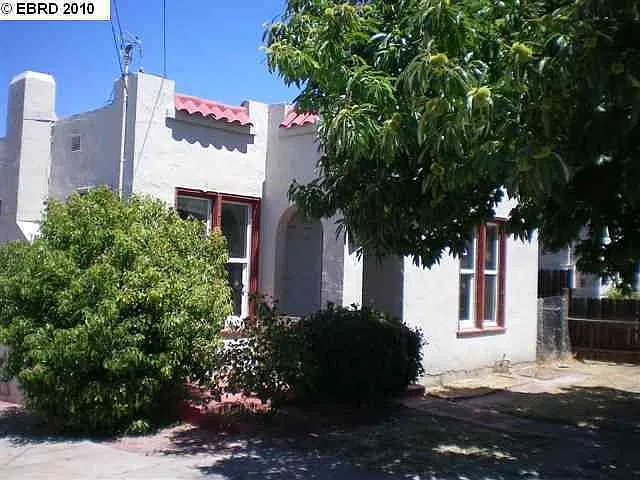 512-514 W 9th St photo 1