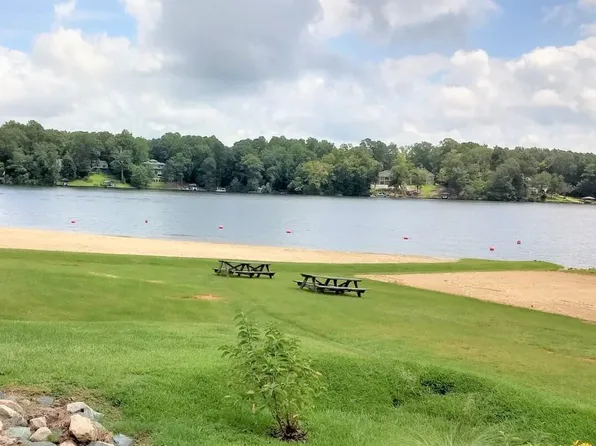 148 Buckaroo Dr #2843, Louisburg, NC 27549