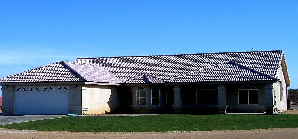 2nd image of 3804 Camelot Blvd