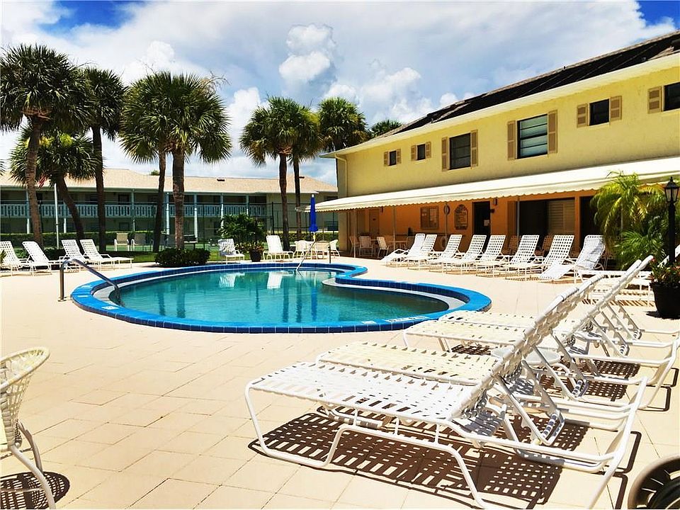 Resort Style Amenities