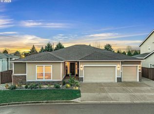 8608 NE 182nd Pl, Vancouver, WA 98682