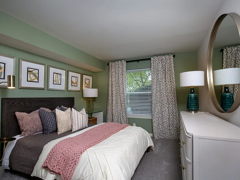 Secondary bedroom