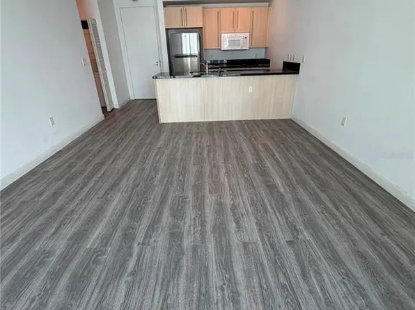 1111 SW 1st Ave #1924, Miami, FL 33130