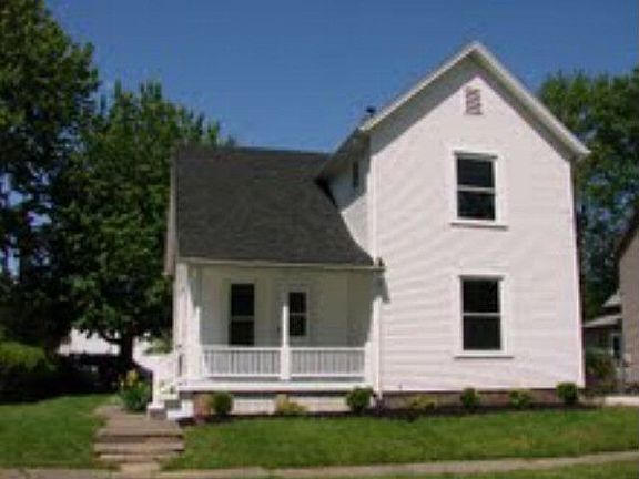 2nd image of 632 N Columbus St