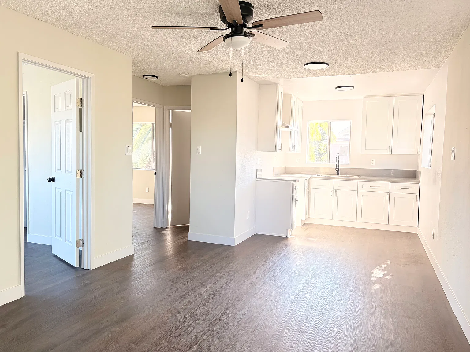 2 bed, 665 sqft, $2,450 — Photo 4