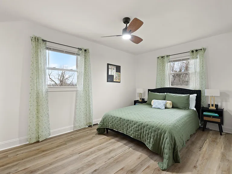 1706 Cameron Ct — Photo 13