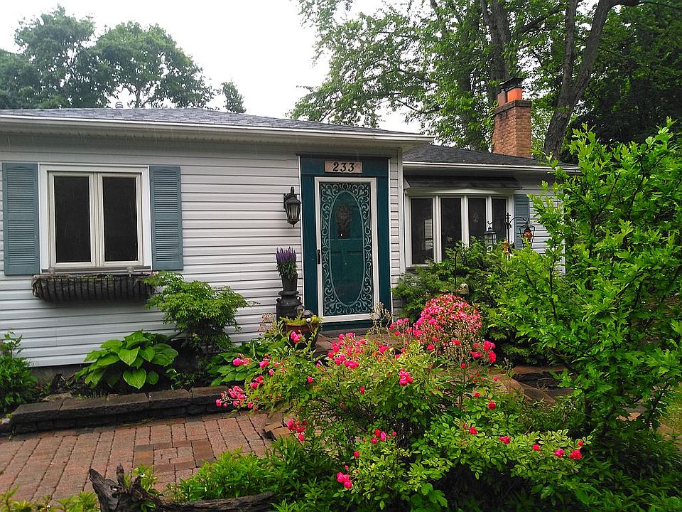 1st image of 233 Winfield Rd