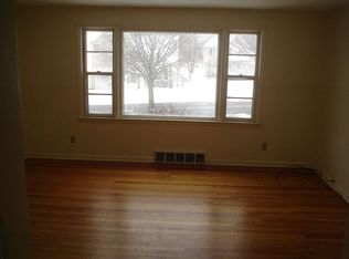 406 Elm St, Syracuse, NY 13203