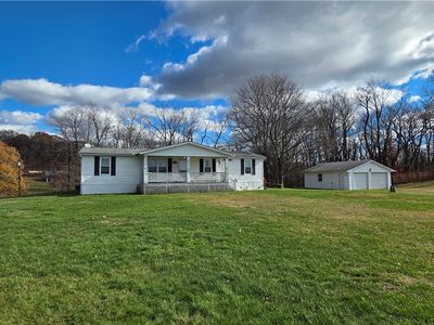 76 S Kings Creek Rd, Burgettstown, PA, 15021