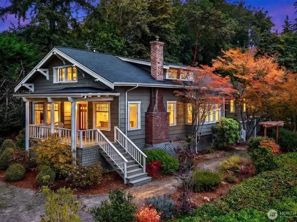 603 Landmark Court NE, Bainbridge Island, WA 98110