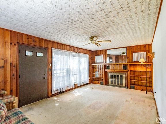 2nd image of 6 Morningside Pl