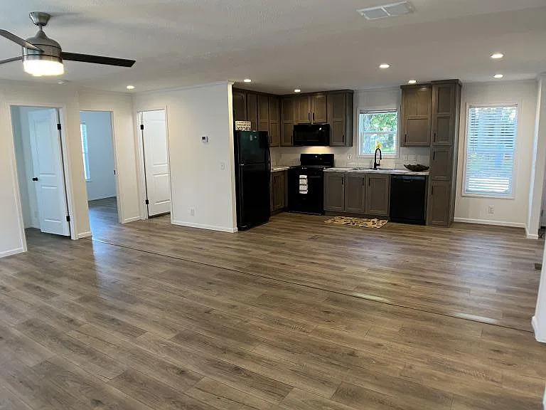 12710 Granger Ct #323 — Photo 5