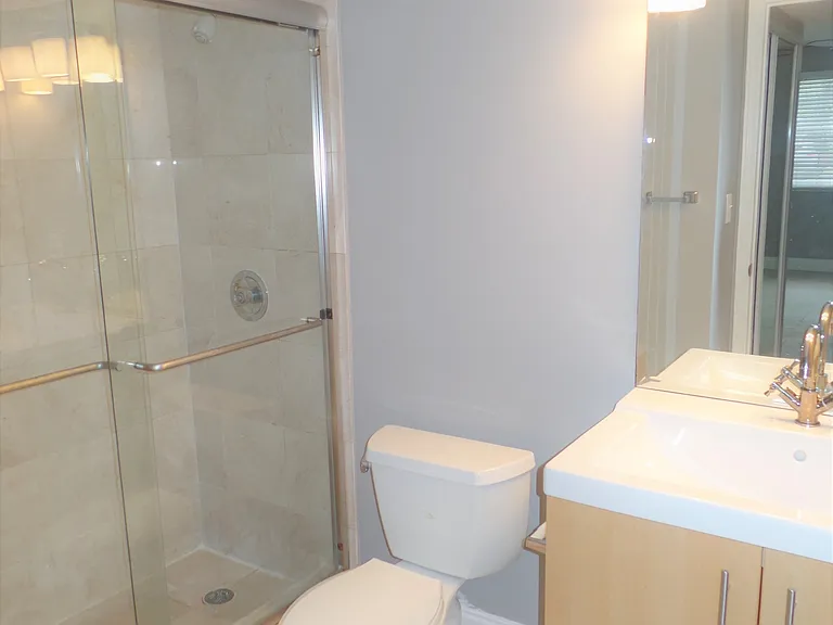 2881 N Oakland Forest Dr #112 — Photo 26