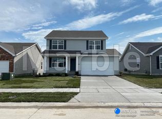 720 Palisades Dr, Saint Charles, MO 63301