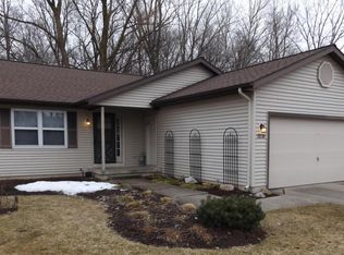 2230 Bradford Ct NE, Grand Rapids, MI 49505